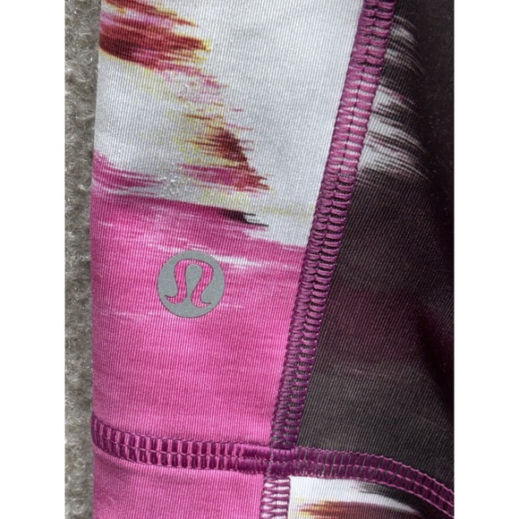 Lululemon Shorts Women 10 Multi Abstract 6" Yoga Athleisure Low Rise Biker Run - Picture 4 of 5